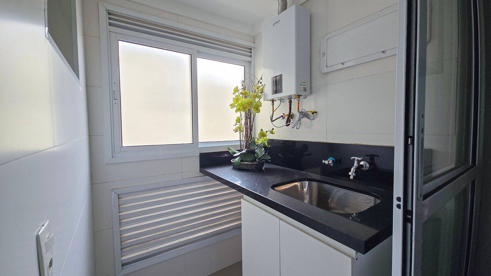 2 Dorms | 1 Suíte | Varanda Gourmet | APTO MOBILIADO - Foto 4