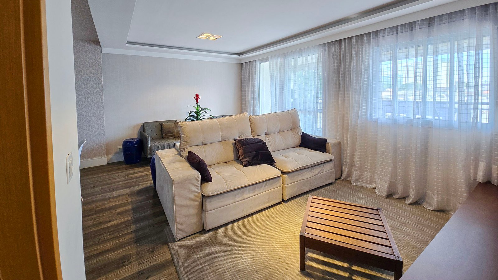 2 Dorms | 1 Suíte | Varanda Gourmet | APTO MOBILIADO - Foto 7