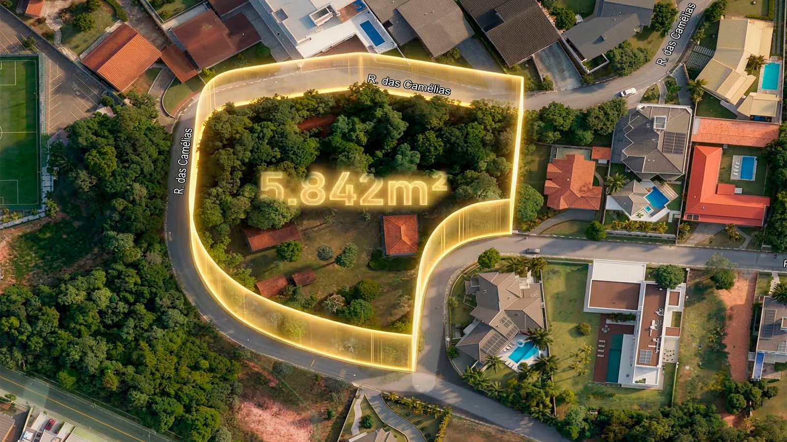 Terreno com 5.842m²  no Condomínio Arujazinho - Foto 1