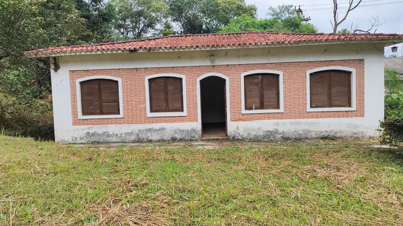Terreno com 5.842m²  no Condomínio Arujazinho - Foto 14
